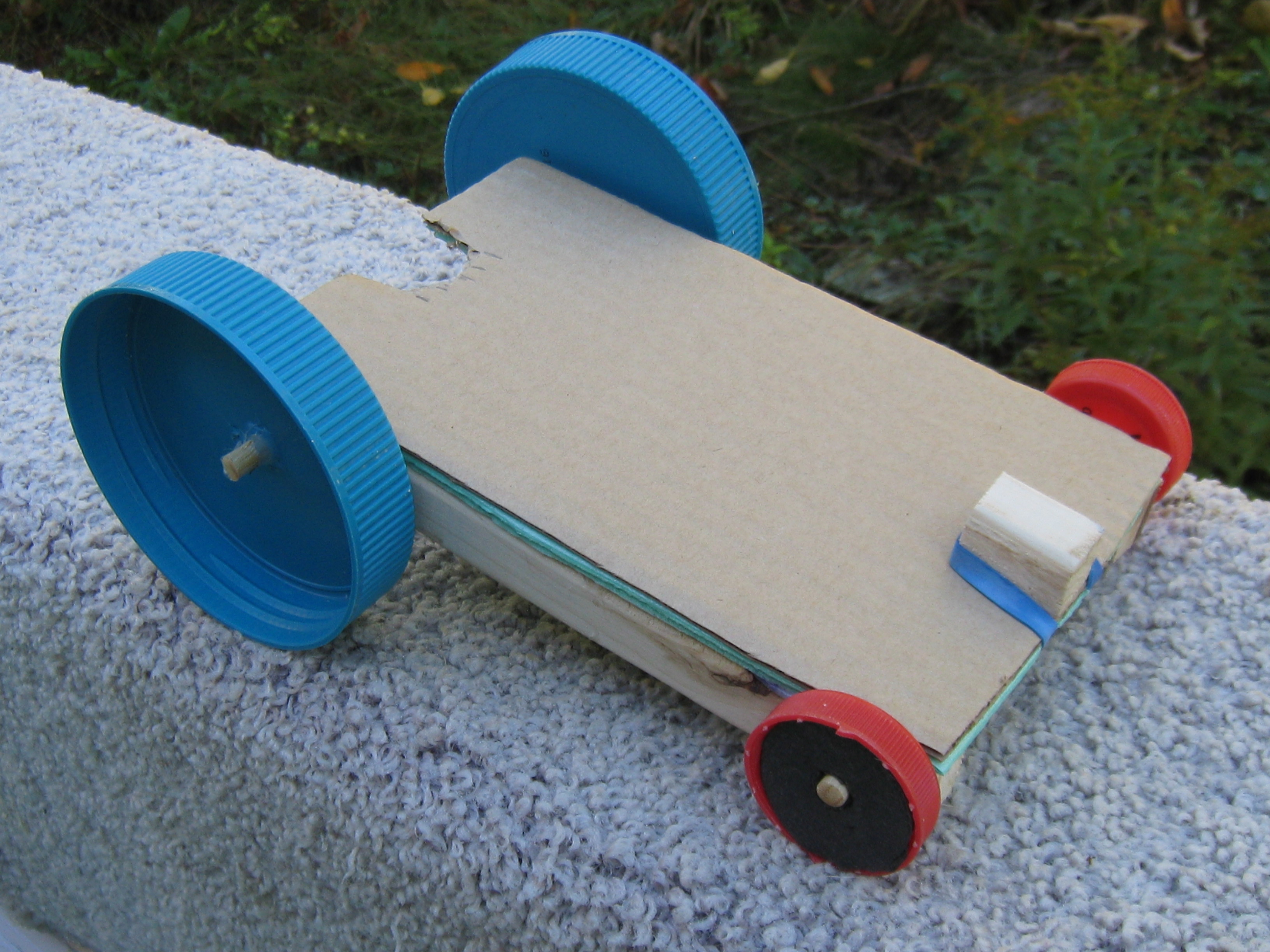 Rubber Band Car 35